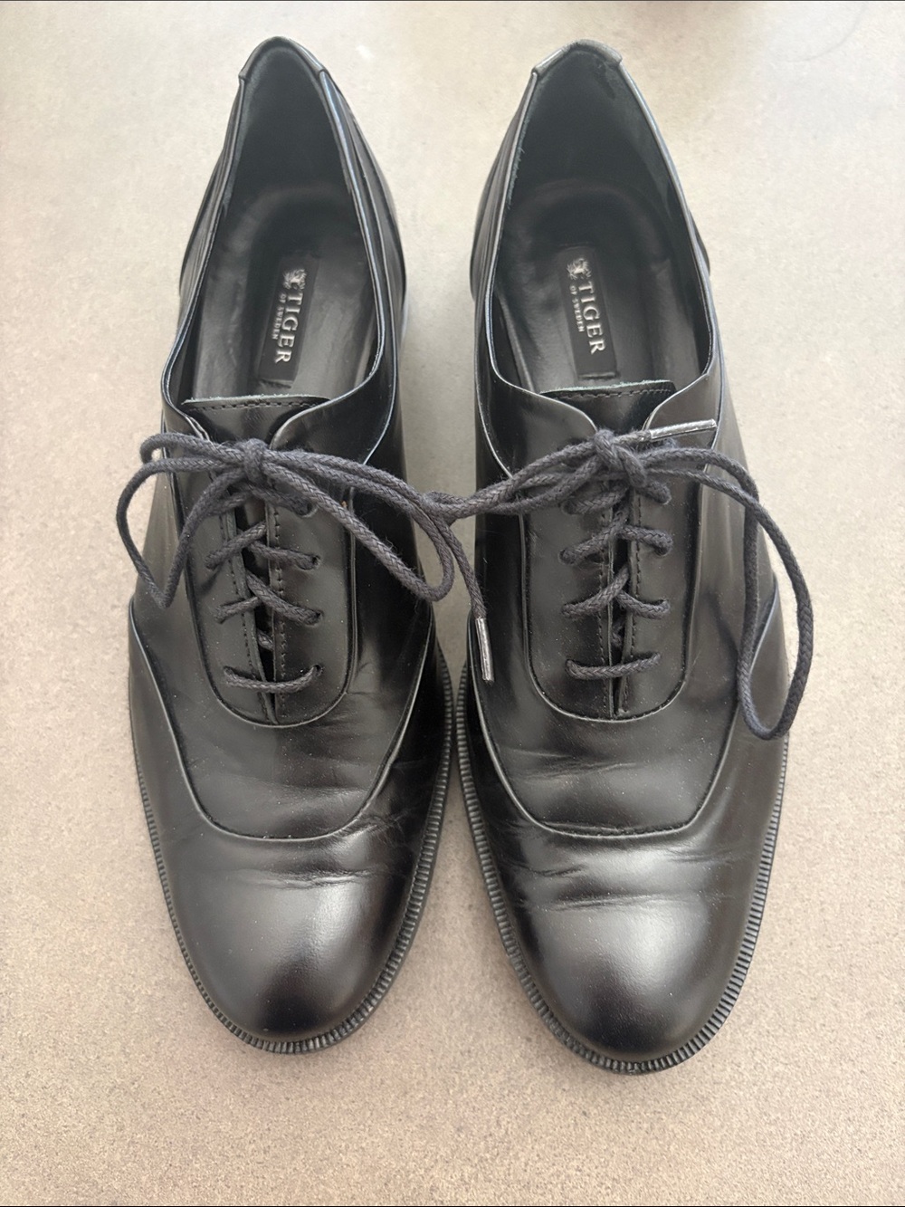 Tiger of Sweden Black Leather Oxford Shoes